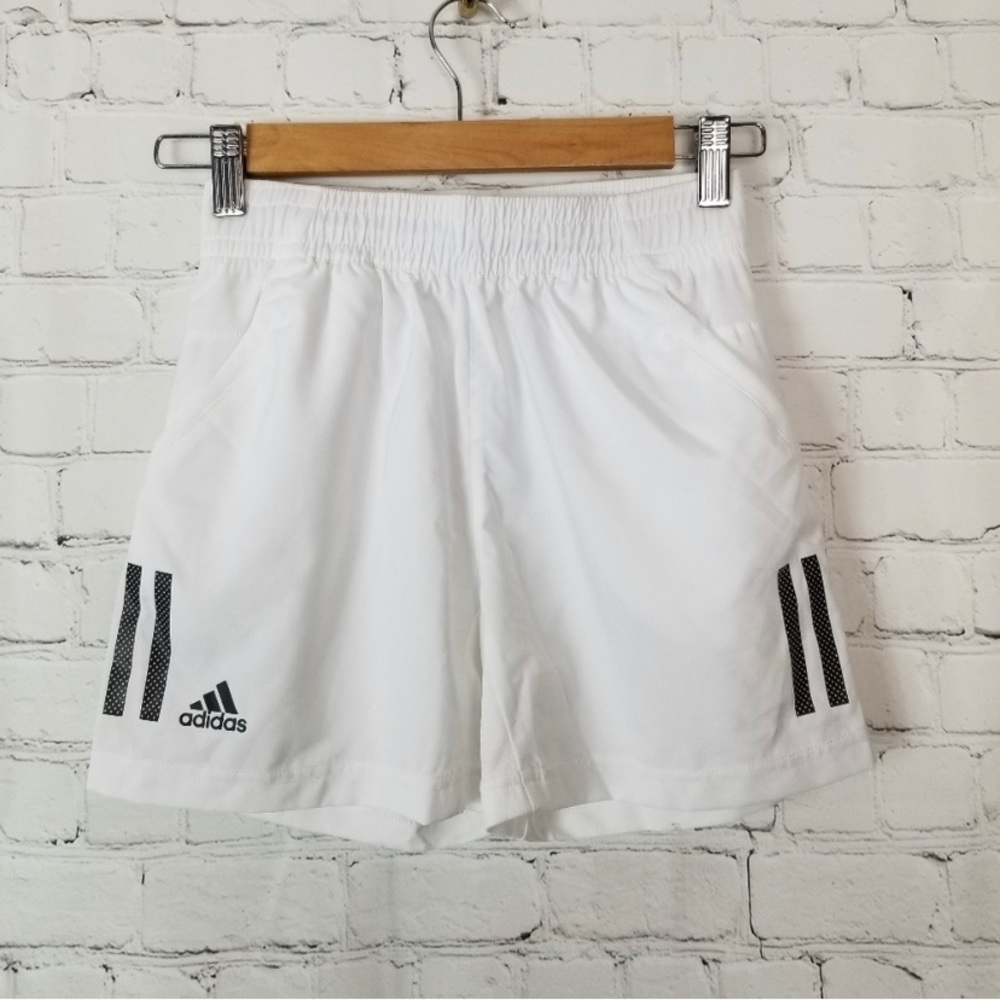Adidas white and black athletic shorts w/ pockets